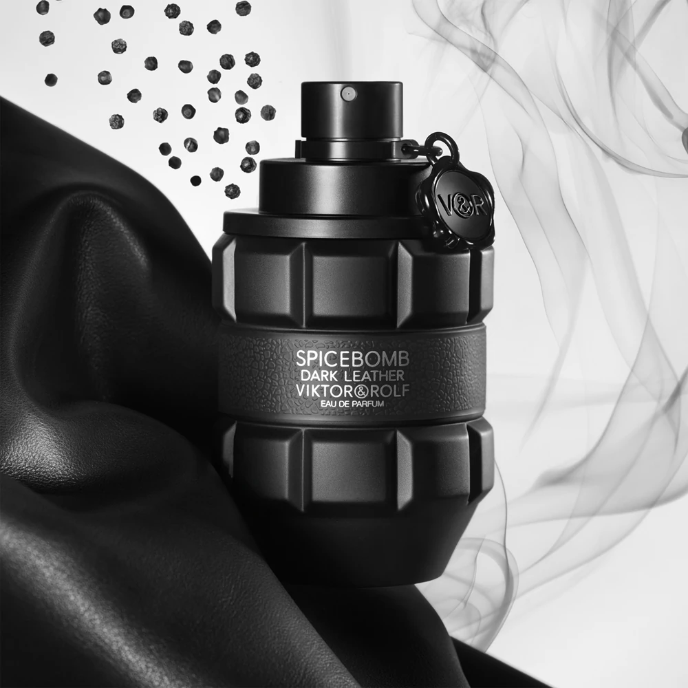 Perfumy męskie VIKTOR & ROLF SPICEBOMB THE DARK LEATHER EDP 90ML VIKTOR & ROLF SPICEBOMB THE DARK LEATHER EDP 90ML
